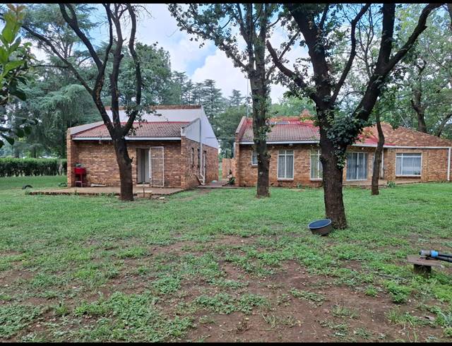 4 BEDROOM HOUSE FOR SALE IN UNITAS PARK